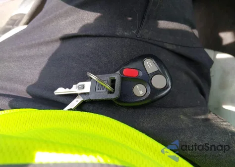 1997 Chevrolet Camaro Z28 из США, поврежденный, VIN 2G1FP22P2V2111000